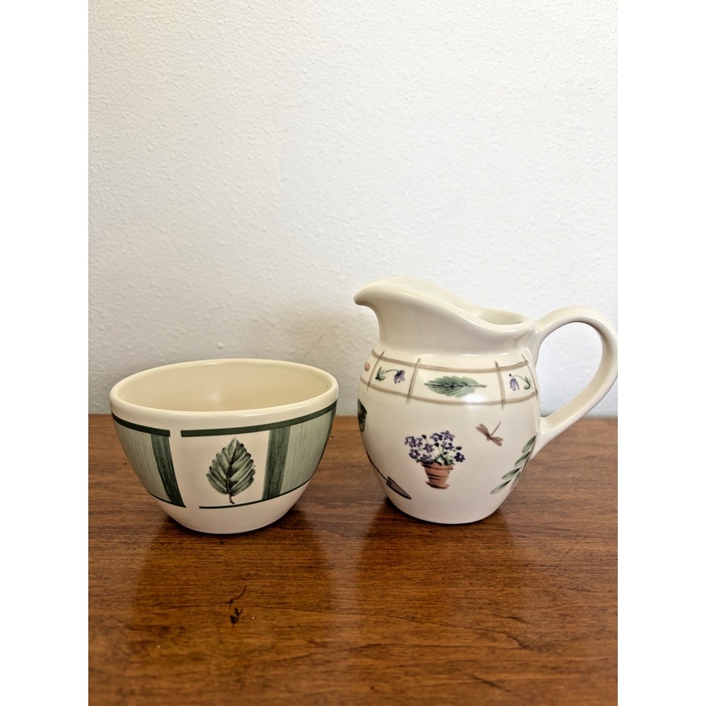 Pfaltzgraff FLOWER‎ GARDEN Perennials Sugar Bowl & Creamer Pitcher Set